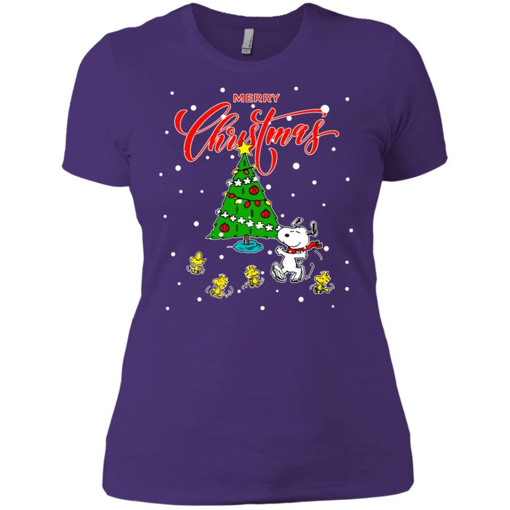 Peanuts-snoopy Christmas Tree Women T-Shirt
