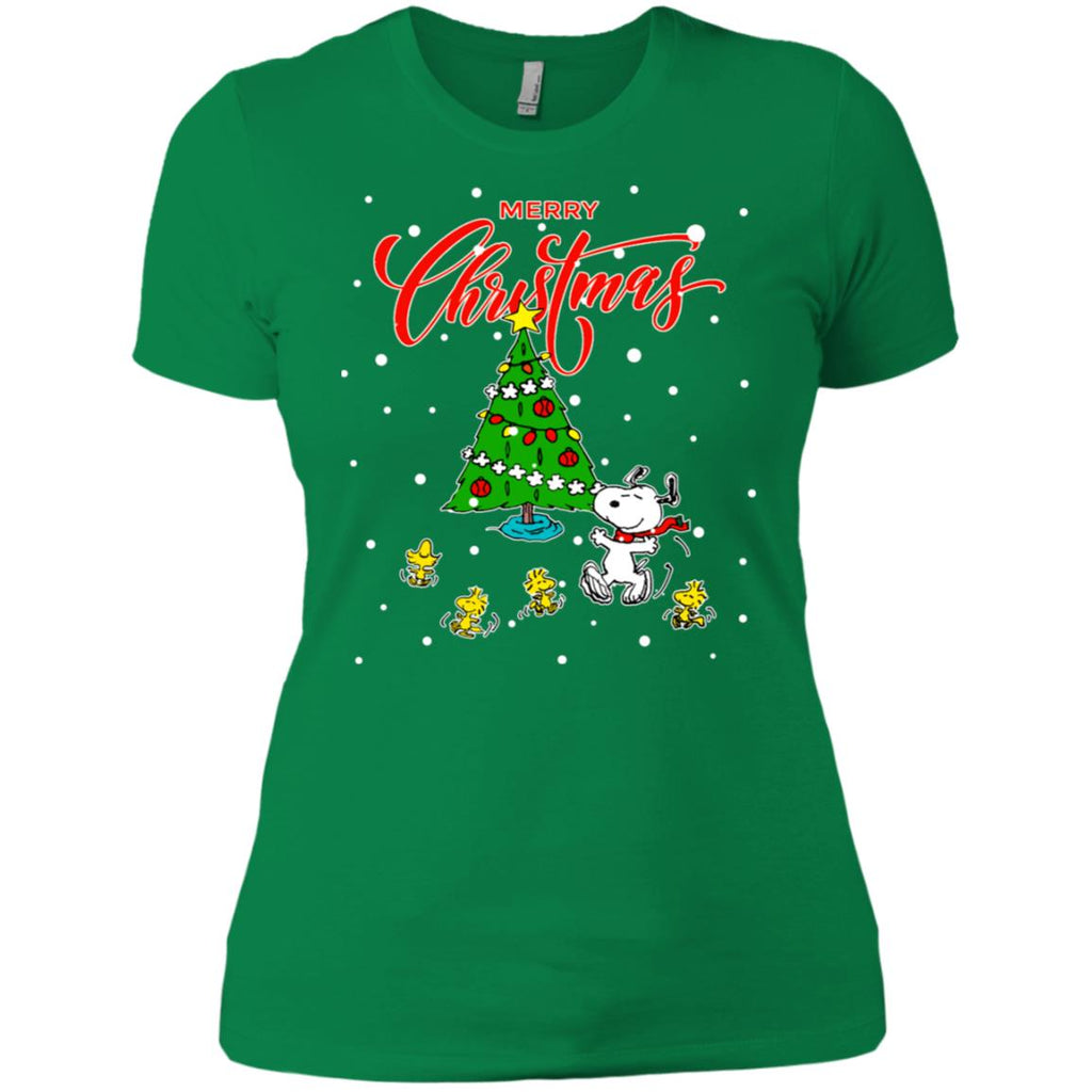 Peanuts-snoopy Christmas Tree Women T-Shirt