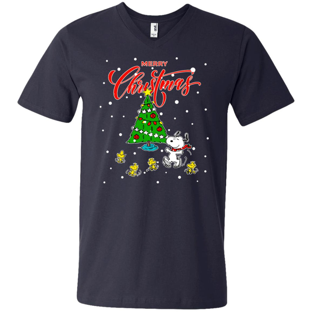 Peanuts-snoopy Christmas Tree Men V-Neck T-Shirt